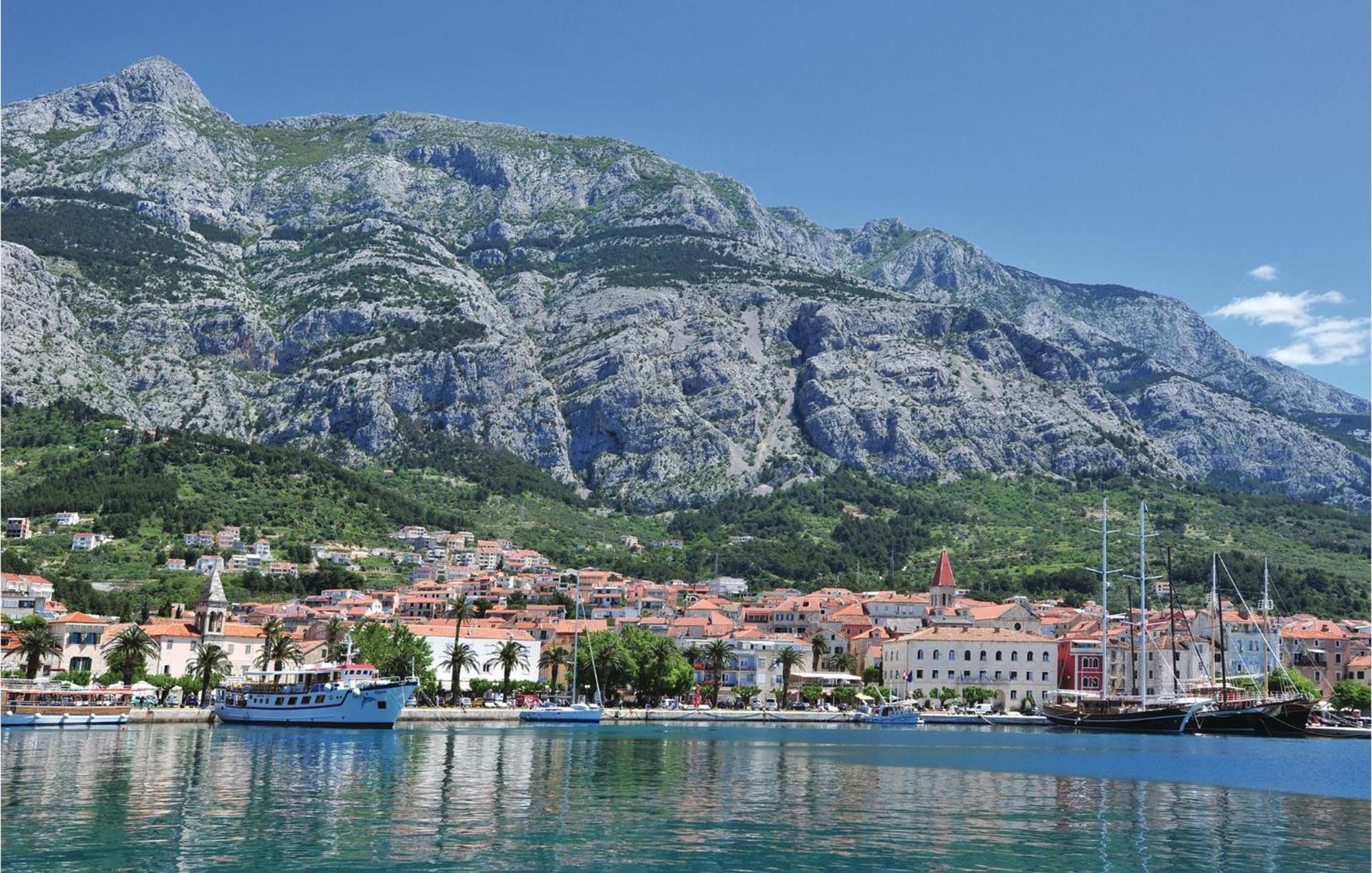 Nice Apartment In Makarska With House Sea View Exterior foto